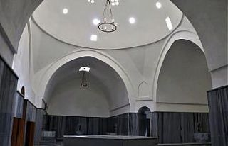 208 yıllık tarihi Şifa Hamamı açılmak için...