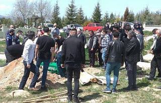 26 yaşındaki genç doktor son yolculuğuna uğurlandı