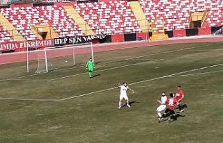 2. Lig: Vanspor FK: 1 - Bayburt Özel İdare Spor:...