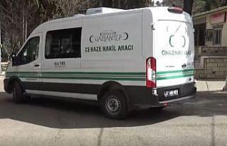 3 çocuk annesi kadın trafik kazasında hayatını...