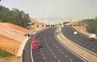 4 kişinin öldüğü kaza anının güvenlik kamerası...
