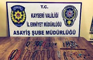 65 bin TL’lik takı ve tespih çalan şahıs yakalandı