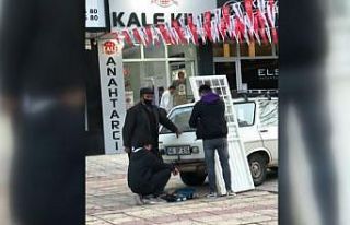 70 lira servis ücreti ödememek için kapıyı söküp...