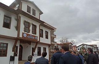 Açılışını Bakan yapmıştı, Masal konağında...