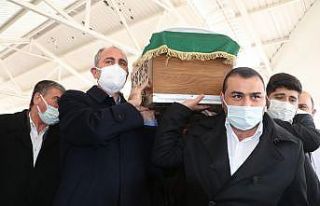 Adalet Bakanı Gül’ün annesi son yolculuğuna...