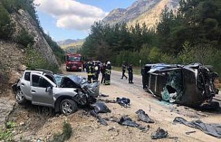 Adana’da feci kaza: 3 ölü, 3 yaralı