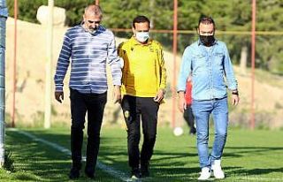 Adil Gevrek: "Süper Lig’de kalacağız"