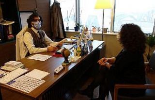 Ailelerin skolyoz teşhisinde görevi çok büyük