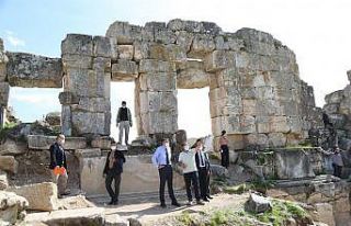 Aizanoi Antik Kenti’ndeki kazı çalışmaları...