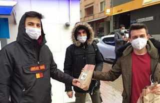 AK gençlerden iftara 5 kala uygulaması