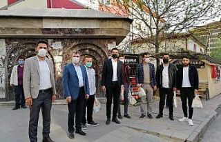 AK Parti’nin ‘İftara 5 kala’ programı yüz...