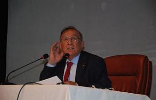 Akay: "Görünmez düşmana karşı popülist...