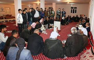 Akçakale’deki kırsal mahallelere parke taşı...