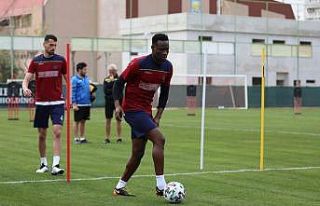 Alanyaspor ile Beşiktaş 10. randevuda