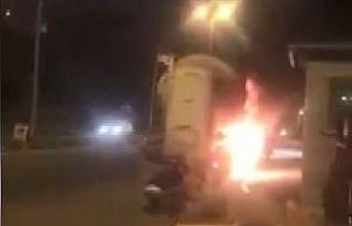 Alev alan tanker panik yaşattı