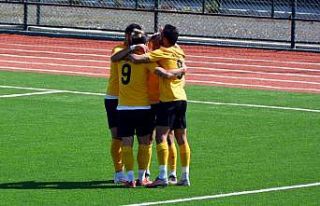 Aliağaspor FK hazırlık maçında güldü