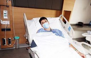 Altay Bayındır ameliyat oldu