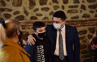 Altıeylül Belediyesi hayallere ışık oluyor