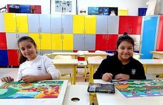 Altın Fırça Resim Yarışması’nda yılın okulu...