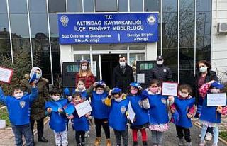 Altındağlı miniklerden polislere sürpriz