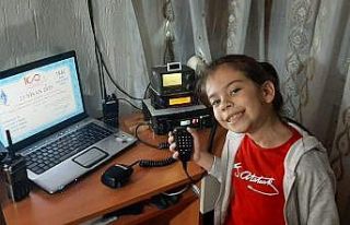 Amatör telsizciler 23 Nisan’ı frekanslarda kutladı