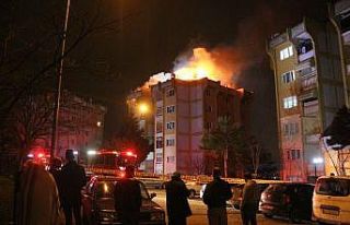 Anne babası ile tartışıp önce evi yaktı sonra...