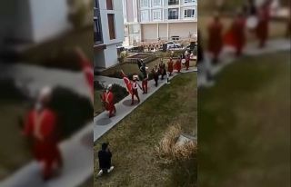 Antalya’da kısıtlama saatinde mehter marşı eşliğinde...