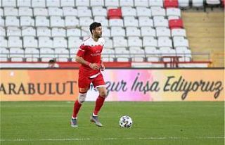 Antalyaspor’da 10 eksik can sıkıyor