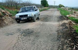 Araban’da kırsal mahalle yolları onarılmayı...