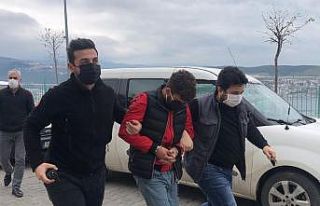 Araçları camlarını kırarak soyan hırsız yakalandı
