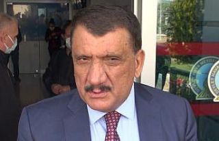 Arızalanan uçak hangara çekildi