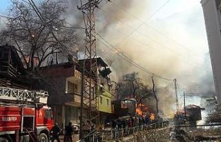Artvin’de 15 yılda 123 köy yangınında 268 ev...