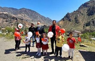 Artvin’de 23 Nisan konvoyu oluşturuldu, şiir ve...