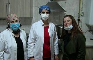 Artvin’de gönülleri ısıtan sıcak ikram
