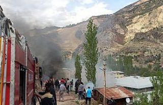 Artvin’in Yusufeli ilçesinde tek katlı evde yangın...