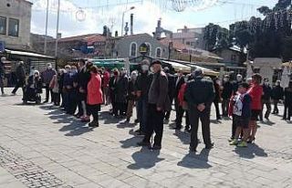 Atatürk’ün Foça’ya gelişinin 87. yılı törenlerle...