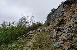 Bahçeşehir’de heyelan meydana geldi