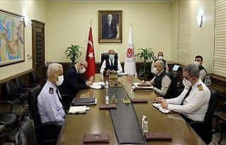 Bakan Akar: "Biz her zaman söylediğimiz gibi...