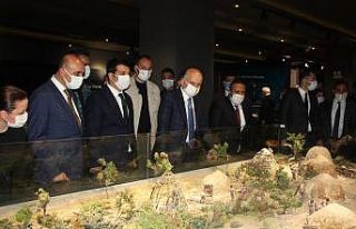 Bakan Karaismailoğlu Hasankeyf yeni yerleşim yerlerinde...