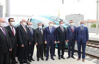 Bakan Karaismailoğlu, Konya-Karaman YHT Hattının...