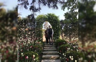 Bakan Selçuk, evlilik yıl dönümünü böyle kutladı