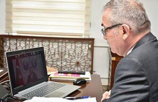 Bakan Selçuk’la telekonferans yoluyla yapılan...