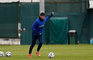 Bakasetas iç sahada gol atmayı seviyor