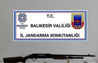 Balıkesir’de jandarma 24 aranan şahsı yakaladı