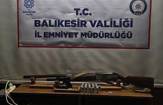 Balıkesir’de polisten uyuşturucu ve asayiş uygulaması