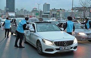 Başakşehir Belediyesi’nden yolda kalanlara iftariyelik