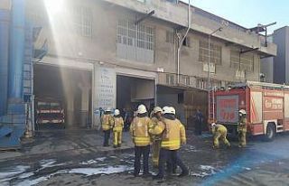 Başakşehir’de zamak imalathanesinde korkutan yangın