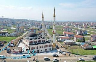 Başiskele Mehmed Akif Ersoy Camii dualarla ibadete...
