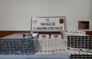 Başkale’de 10 bin 420 paket kaçak sigara ele geçirildi