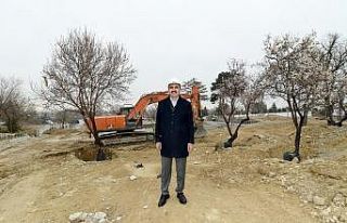 Başkan Altay Meram Çamlıbel çevre düzenlemesini...